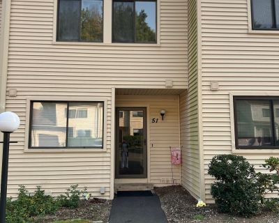 2 Bedroom 1BA 1248 ft Condo For Sale in Bethel, CT