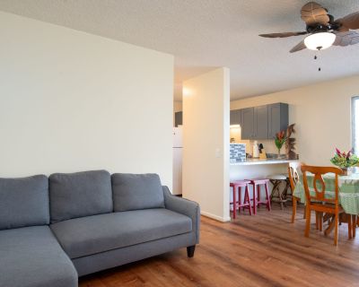 1 Bedroom 1BA Condo Vacation Rental in Hualalai 307, Hilo, HI