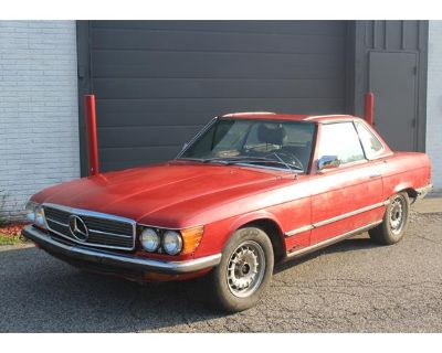 Odometer: 164852. 1972 Mercedes Benz 350SL R107 Roadster, Signal Red with Black interior, automatic with 164K miles. The body and undercarriage have lots of rust as you can see in the pictures. Interior seems to be all there and it s in poor shape. The mechanically car runs and drive for the transportation purpose. Comes with clean and clear title. An excellent early car for parts or do full re...