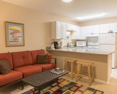 Terrific Sullivan’s Island Beach Getaway! Great Location! Sleeps Two!