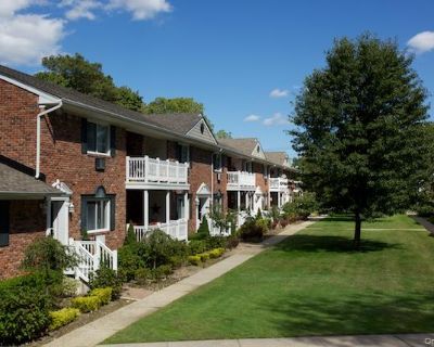 1 Bedroom 1BA 800 ft Apartment For Rent in Sayville, NY