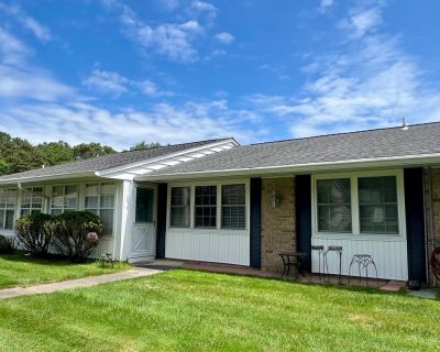 2 Bedroom 1BA 975 ft Condo For Sale in Ridge, NY