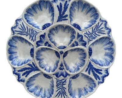 19th Century faience blue & white oyster plate signed J. Vieillard & Cie Bordeaux decorated with seaweeds. Large size. Mark / 1829-1895. Ref / 27355.. Dimensions 10.4 W 1.2 D 10.4 H Styles Coastal French Nautical Period Late 19th Century Country of Origin France Item Type Vintage, Antique or Pre-owned Shop Sustainably with Chairish Materials Ceramic Condition Good Condition, Original Condition ...