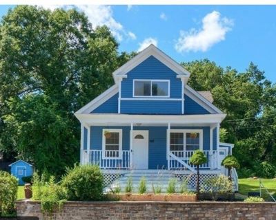 142 E Meadow Rd. Single family home in Lowell, MA for rent located near U-Mass Lowell 's North campus. First floor features main bedroom, half bath, spacious living room, family room, full kitchen and a bonus room can be used as a fourth bedroom. Second floor features 2 more generous sized bedrooms and a full bathroom. Private backyard and street parking. Extra storage in the basement with laun...