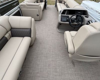 Sun Tracker Party Barge 20 DLX 2024