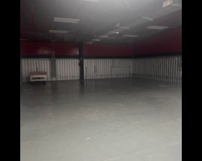 25000 ft Commercial Property For Rent in Fort Walton Beach, FL