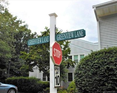 1 Bedroom 1BA Condo For Sale in Milford, CT