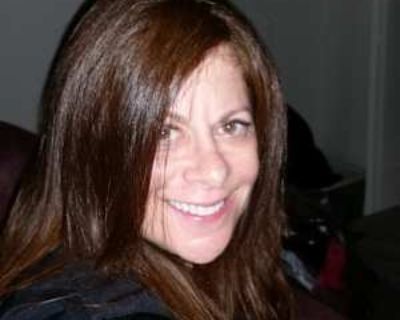 Julia, 64 years, Female. Looking in: Pittsburgh, Allegheny County, PA