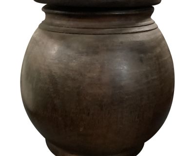 Early 20th Century Indian Wooden Vessel With Visible Wood Grain