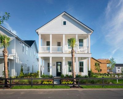 4 Bedroom 3BA 2438 ft Single Family Home For Sale in Summerville, SC