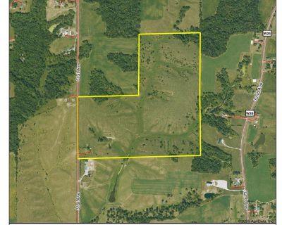 1 Bedroom Studio For Sale in Vinton, IA