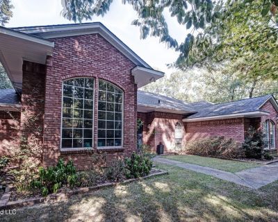 3 Bedroom 4BA 3244 ft Single Family House For Sale in Brandon, MS