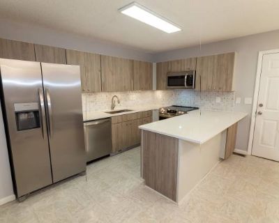 1 Bedroom 1BA 1096 ft Apartment For Rent in Buncombe County, NC