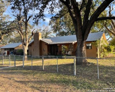 3 Bedroom 3BA 1860 ft Single Family House For Sale in La Coste, TX