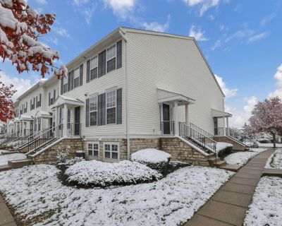 1 Bedroom 1BA 1111 ft Condo For Sale in Blacklick, OH