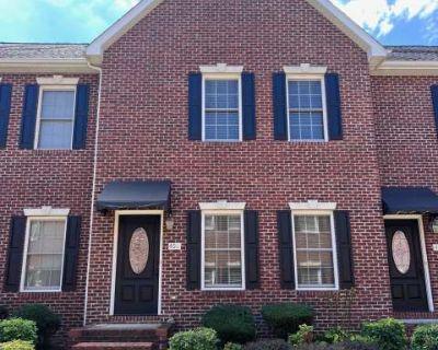 2 Bedroom 3BA 1444 ft Pet-Friendly Apartment For Rent in Johnson City, TN