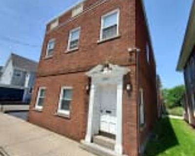2 Bedroom 1BA Pet-Friendly Apartment For Rent in Erie, PA 308 W 8th St