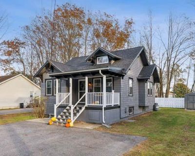 3 Bedroom 1BA 1156 ft Single Family Home For Sale in AUBURN, ME