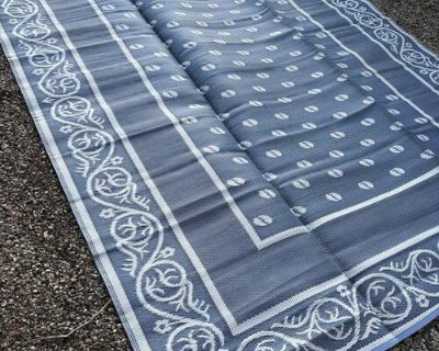 Camper/Camping outdoor reversible rug. 9x11.5. Blue on one side, white on the