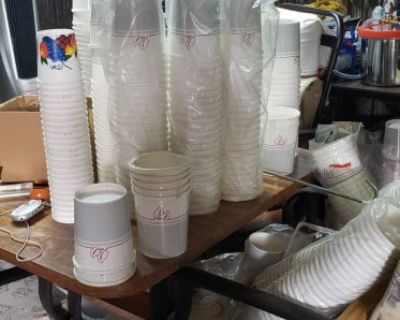 Cups for hobbyists waxedlined 
All different size. $50.00 
Call Andy 6307475287 
antonacci442@gmail.com