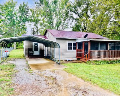 2 Bedroom 1BA 840 ft Single Family House For Sale in Raymondville, MO