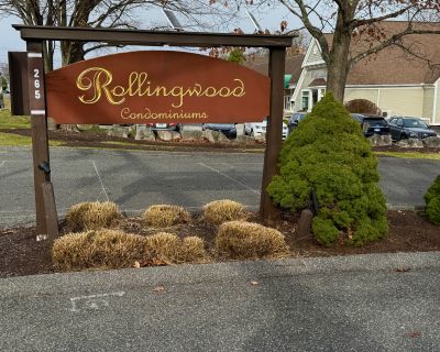 2 Bedroom 1BA 1020 ft Apartment For Rent in Brookfield, CT