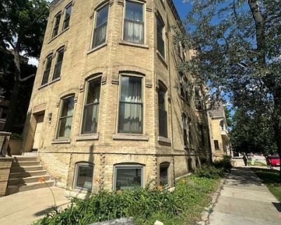 Furnished Room for Rent - Cozy Room for Rent in Milwaukee | $650 | Availabl