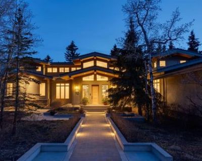 6 Bedroom 8BA 5 ft Single Family Residence For Sale in Calgary, AB