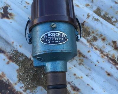 NOS Bosch Blue screamer 019 distributor