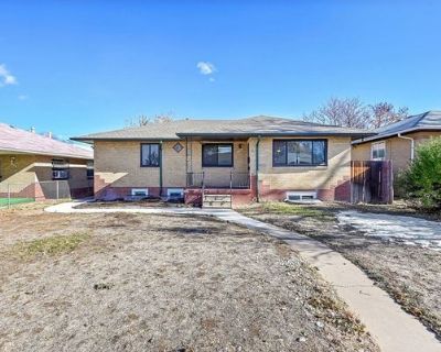 Ricardo Montealegre (Has a House) on iROOMit. Room in the 3 Bedroom 1BA...