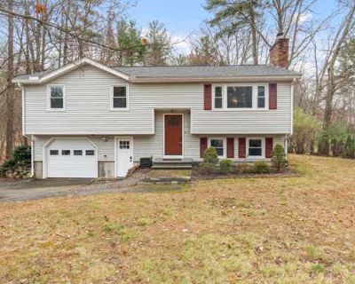 3 Bedroom 2BA 1700 ft Single Family Home For Sale in LONDONDERRY, NH