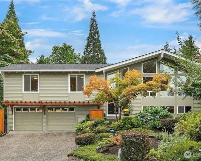 3 Bedroom 3BA 2450 ft Apartment For Rent in Redmond, WA