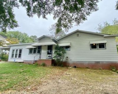 3 Bedroom 1BA 1325 ft Single Family House For Sale in Calhoun, GA