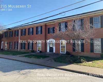 1 Bedroom 1BA 825 ft Pet-Friendly Single-family home For Rent in Evansville, IN