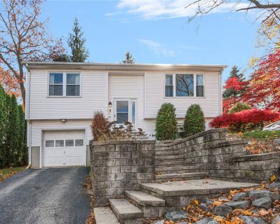 2 Bedroom 1BA 1428 ft Apartment For Rent in Johnston, RI