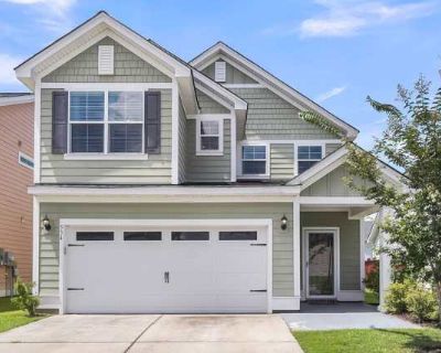 3 Bedroom 3BA 0 ft Furnished Pet-Friendly Apartment For Rent in Moncks Corner, SC