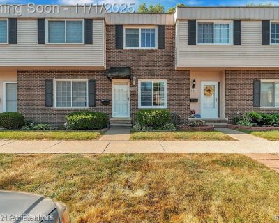 2 Bedroom 1BA 826 ft Condo For Sale in Belleville, MI