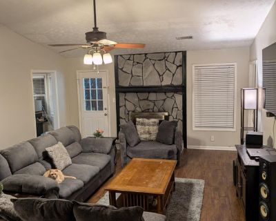 Furnished Room for Rent - Amazing Lawrenceville Home in a quiet neighborhood