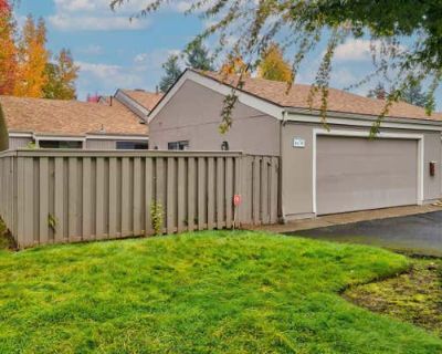 3 Bedroom 2BA 1636 ft Condominium For Sale in SALEM, OR