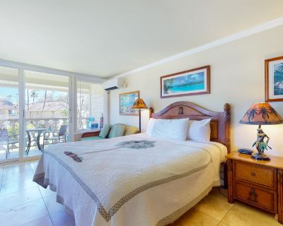 1BA House Vacation Rental in Islander on the Beach 339, Kapaa, HI