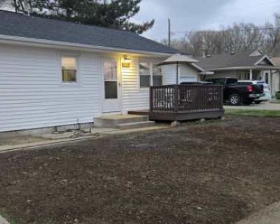 3 Bedroom 2BA 1170 ft Pet-Friendly Apartment For Rent in Sioux City, IA