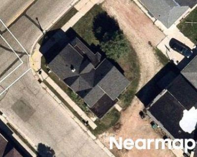 4 Bed 1 Bath Preforeclosure Property in Slinger, WI 53086 - Kettle Moraine Dr S