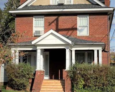 1 Bedroom 1BA 600 ft Apartment For Rent in Huntington, WV