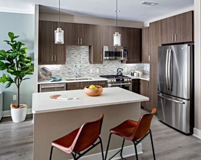 Avalon Great Neck. image_url. Verified by Avalon Great Neck 1 HRS ago. Prices may vary depending on lease length. We get our prices directly from Avalon Great Neck . Studio 1 Bedroom 2 Bedrooms 3 Bedrooms Never miss a deal! Get immediate alerts when prices drop or new units arrive. Turn on alerts A6-815-A 1 Bed 1 Bath 815 sqft Starting at $3,795 Available 1. Pets allowed. 2 Bedroom. 2.5 Bathroo...