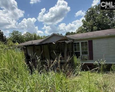3 Bedroom 2BA 2052 ft Manufactured Home For Sale in RIDGEWAY, SC