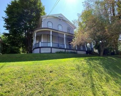 3 Bedroom 2BA 2643 ft Multifamily House For Sale in Oil City, PA