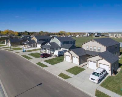 3 Bedroom 3BA 1456 ft Apartment For Rent in Williston, ND