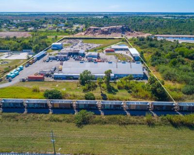 Commercial Property For Rent in Indiantown, FL