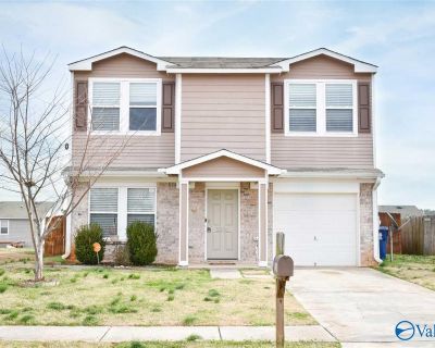 3 Bedroom 2BA 1600 ft Apartment For Rent in Madison, AL