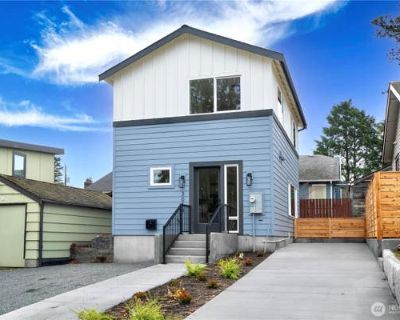 2 Bedroom 2BA 864 ft Condominium For Sale in SEATTLE, WA